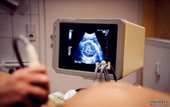 Hello IVF：试管婴儿移植后可以蹲着上厕所吗？